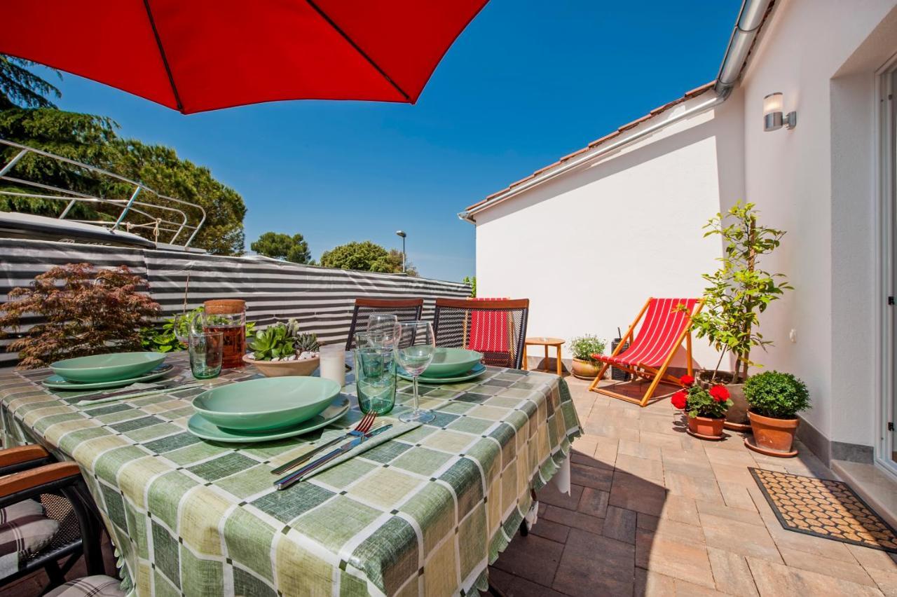 Little House - Just Few Steps From The City Center Villa Rovigno Esterno foto