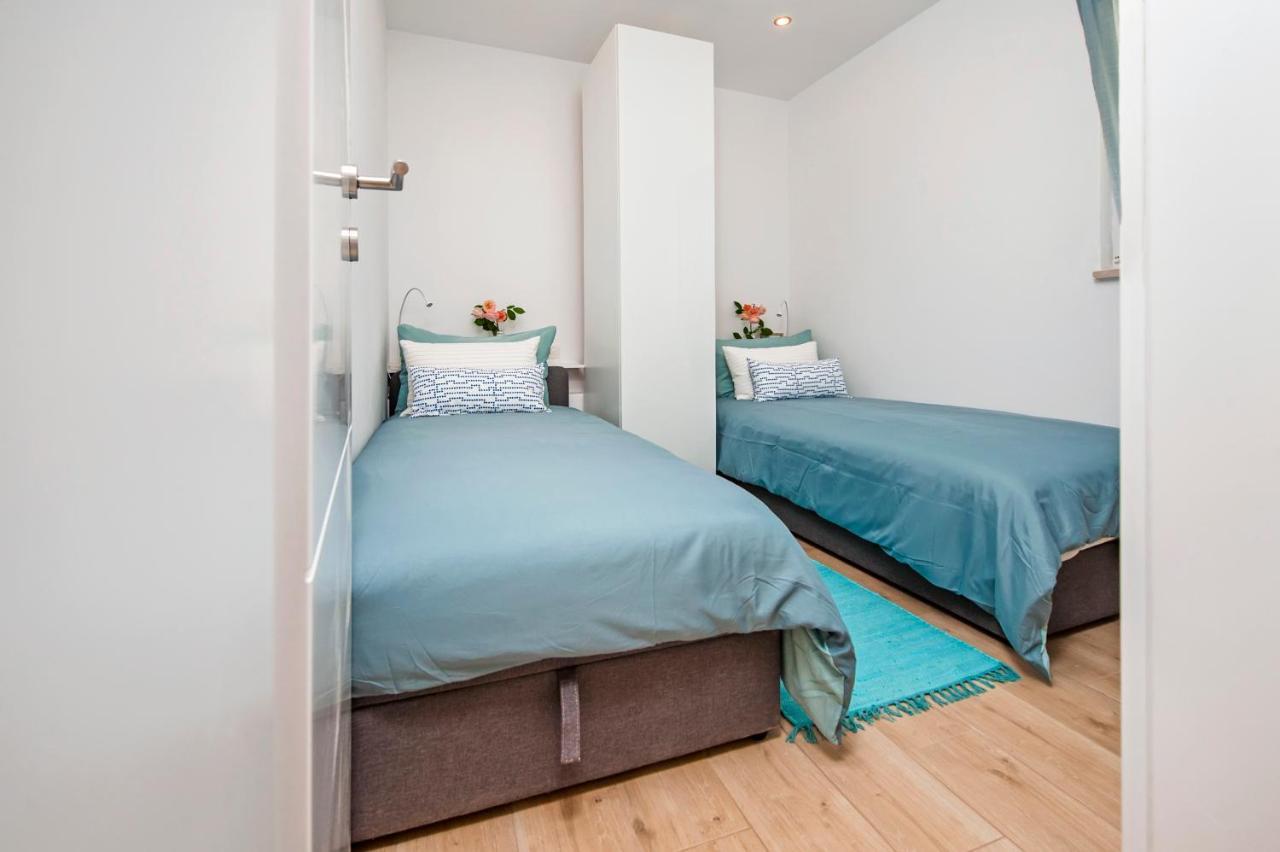 Little House - Just Few Steps From The City Center Villa Rovigno Esterno foto