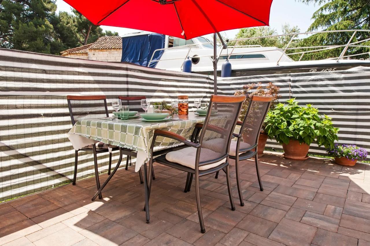 Little House - Just Few Steps From The City Center Villa Rovigno Esterno foto
